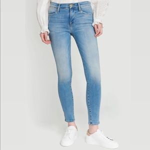 Frame Le Skinny de Jeanne blue jeans